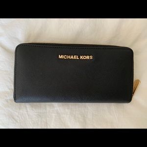 michael kors saffiano leather black wallet